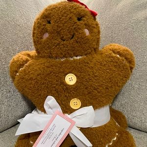 Cupcakes and Cashmere Decorative Pillows